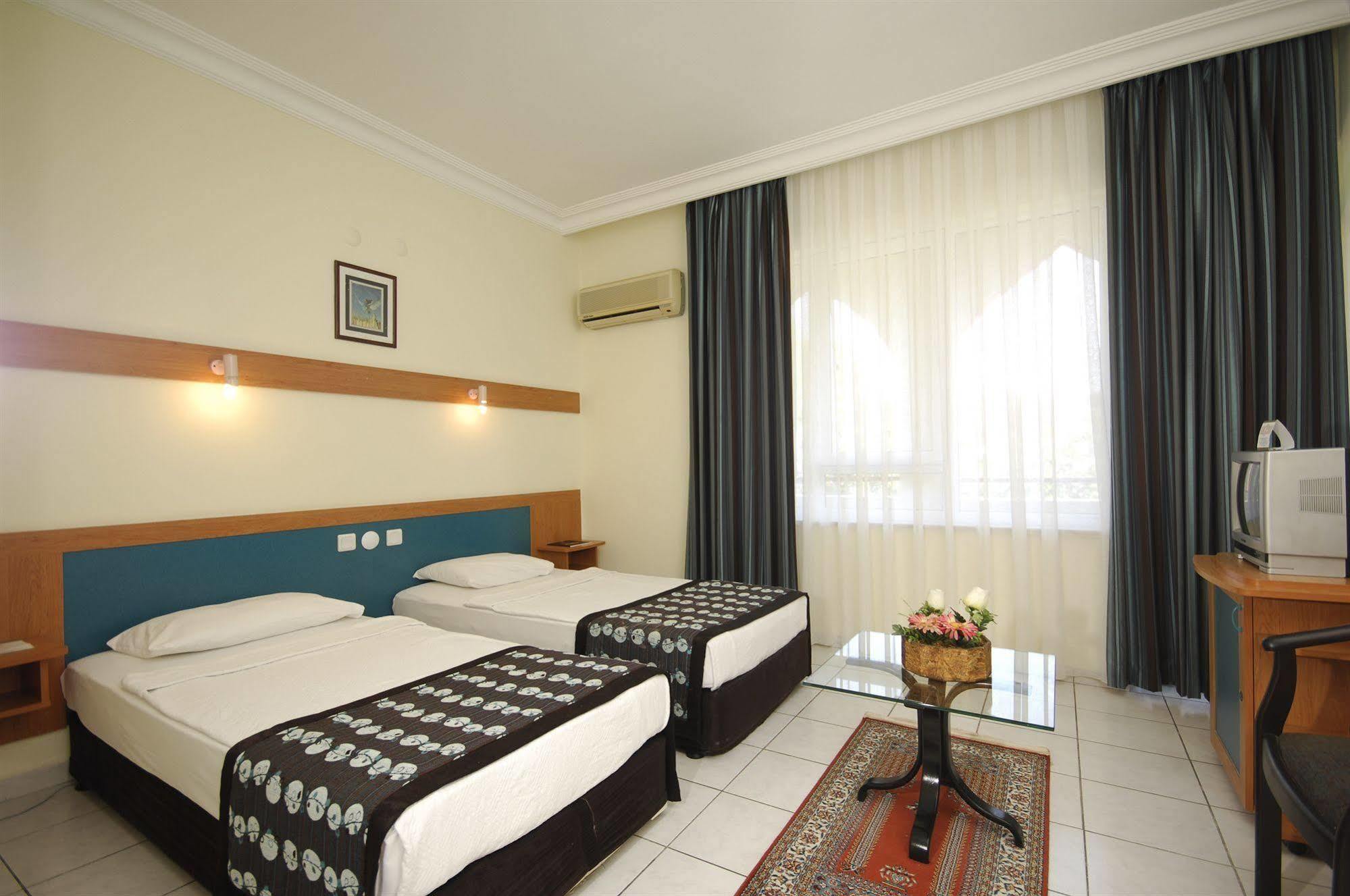 Aska Kleopatra Beste Hotel Аланя Екстериор снимка